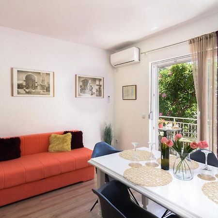 Apartments Mare Трогир Экстерьер фото