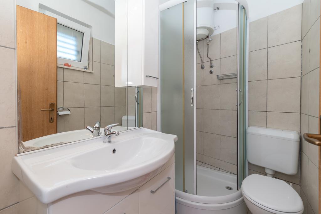 Apartments Mare Трогир Экстерьер фото